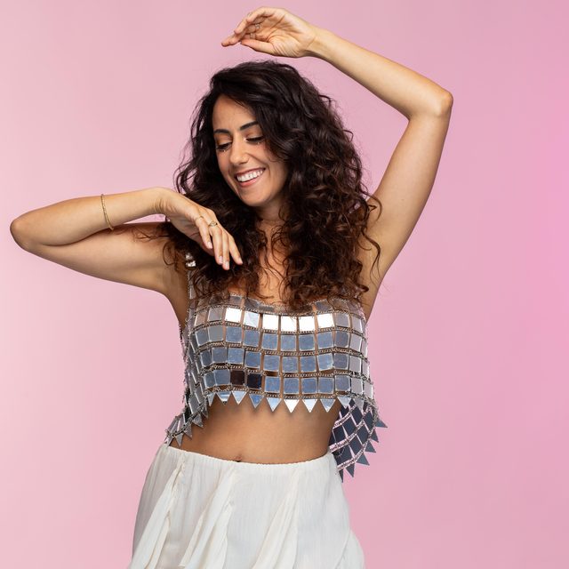קארין ליחאני (מיס אלבי), אקסטטיק דאנס